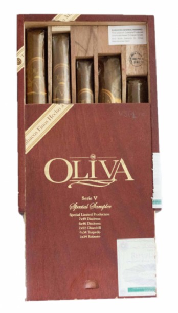 Oliva V Series Habano Sampler - Cigar Conexion | House Of Handmade Cigars