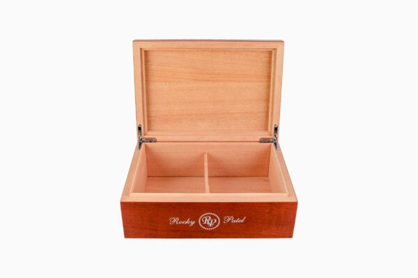 Rocky Patel BURN HUMIDOR (White) - Cigar Conexion | House Of Handmade Cigars