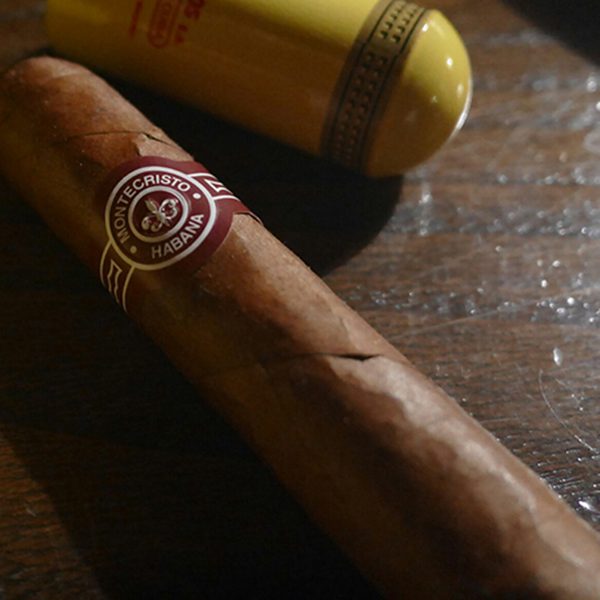 Montecristo No.4